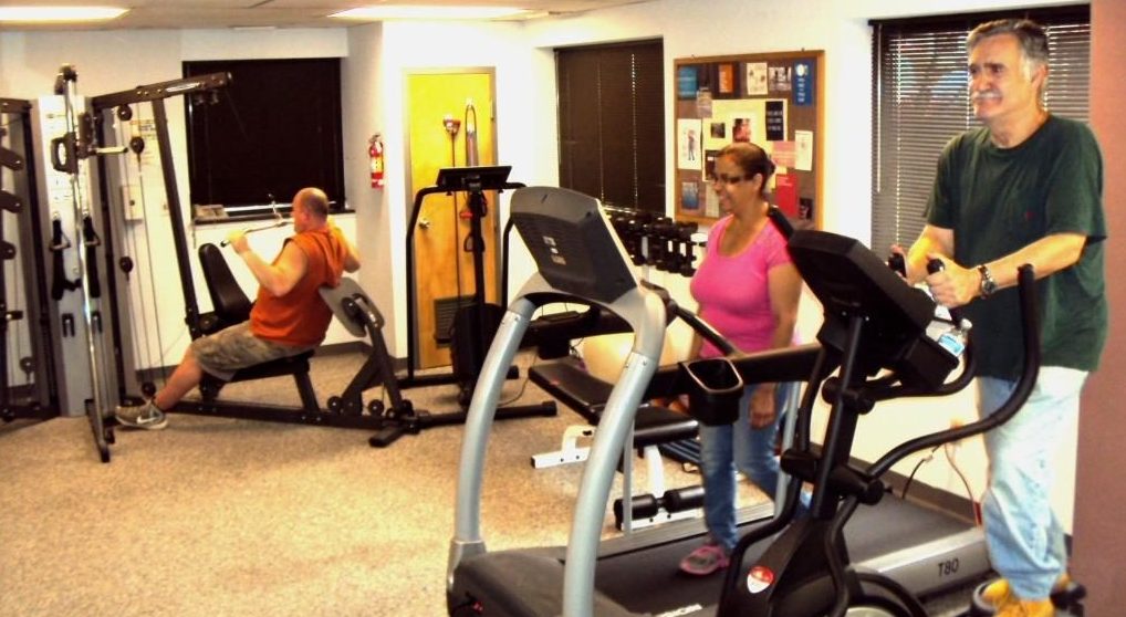 Peoples Oakland members at the gym